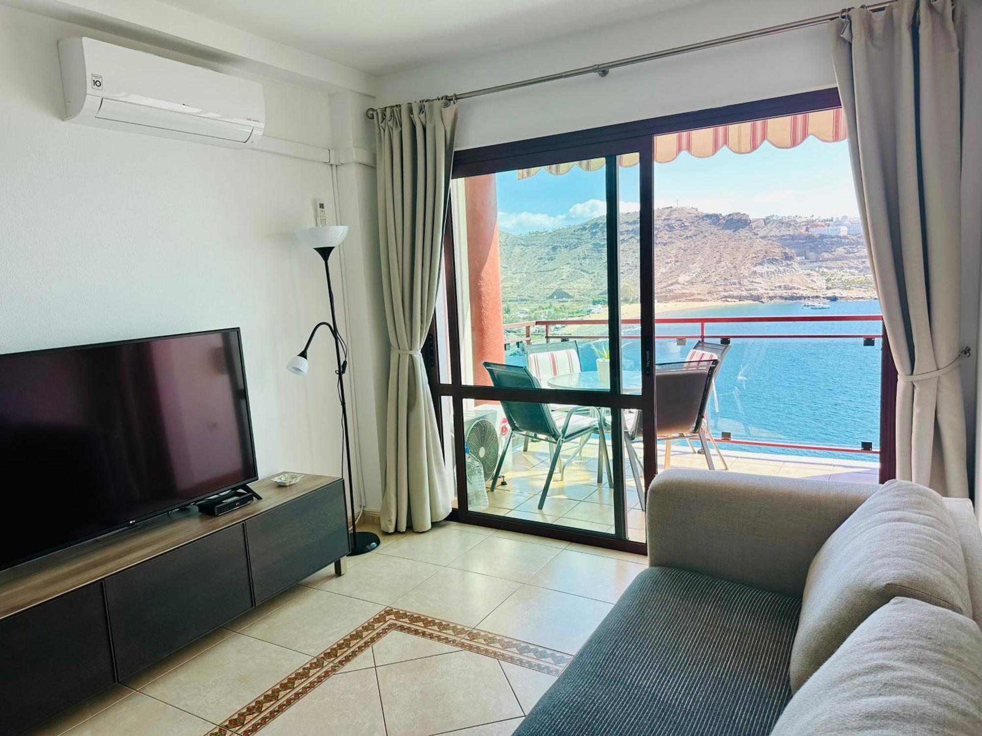 Su Eminencia - Sea View Apartment With Modern Comforts Playa Del Cura  Exterior photo